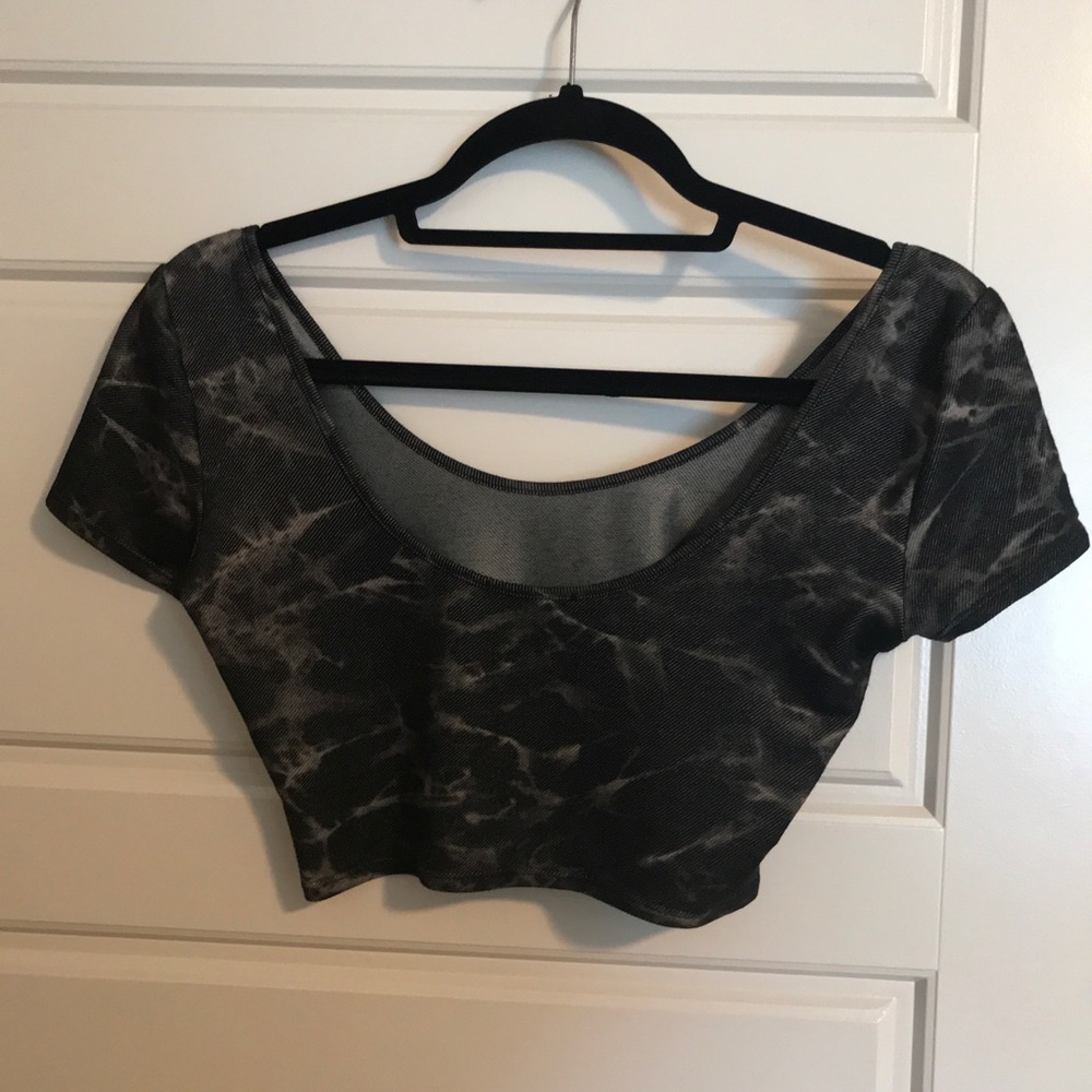 Crop Top - Picture 3 of 4